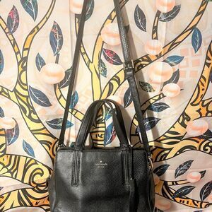 Kate Spade Pebbled Leather Crossbody - GUC -